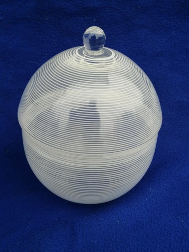 Bonbonnière verre style
